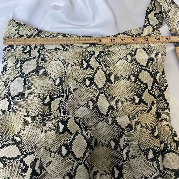 Zara Basic skirt snake/python print fit flare tie waisted skirt mini size M - Picture 10 of 16